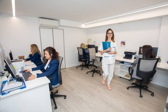 Slider image (7) UR Vistahermosa - Fertility Clinic in Spain